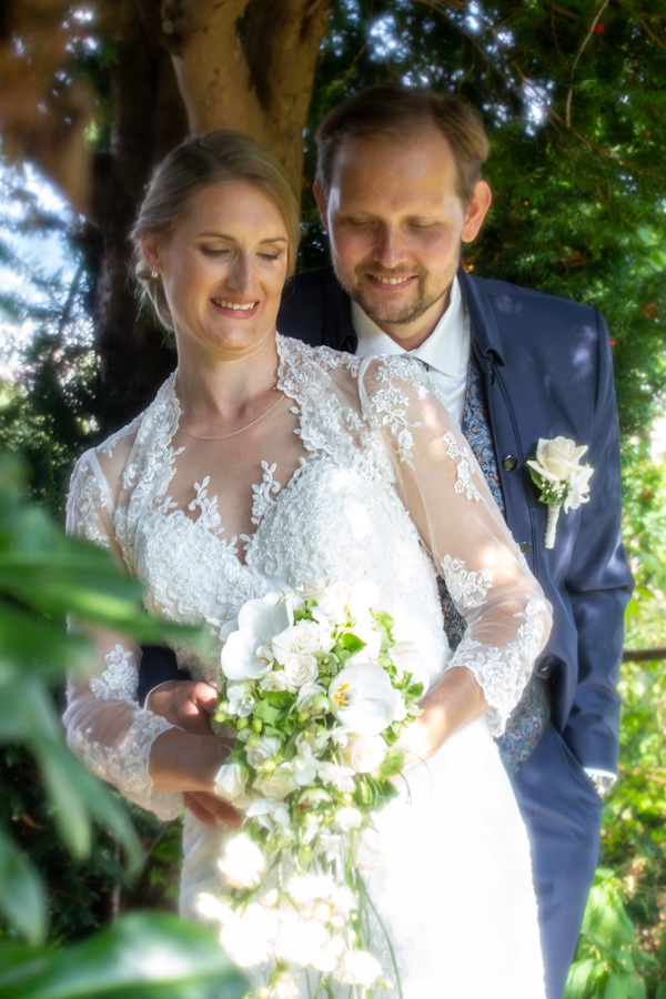 Hochzeitspaar im Fotostudio
